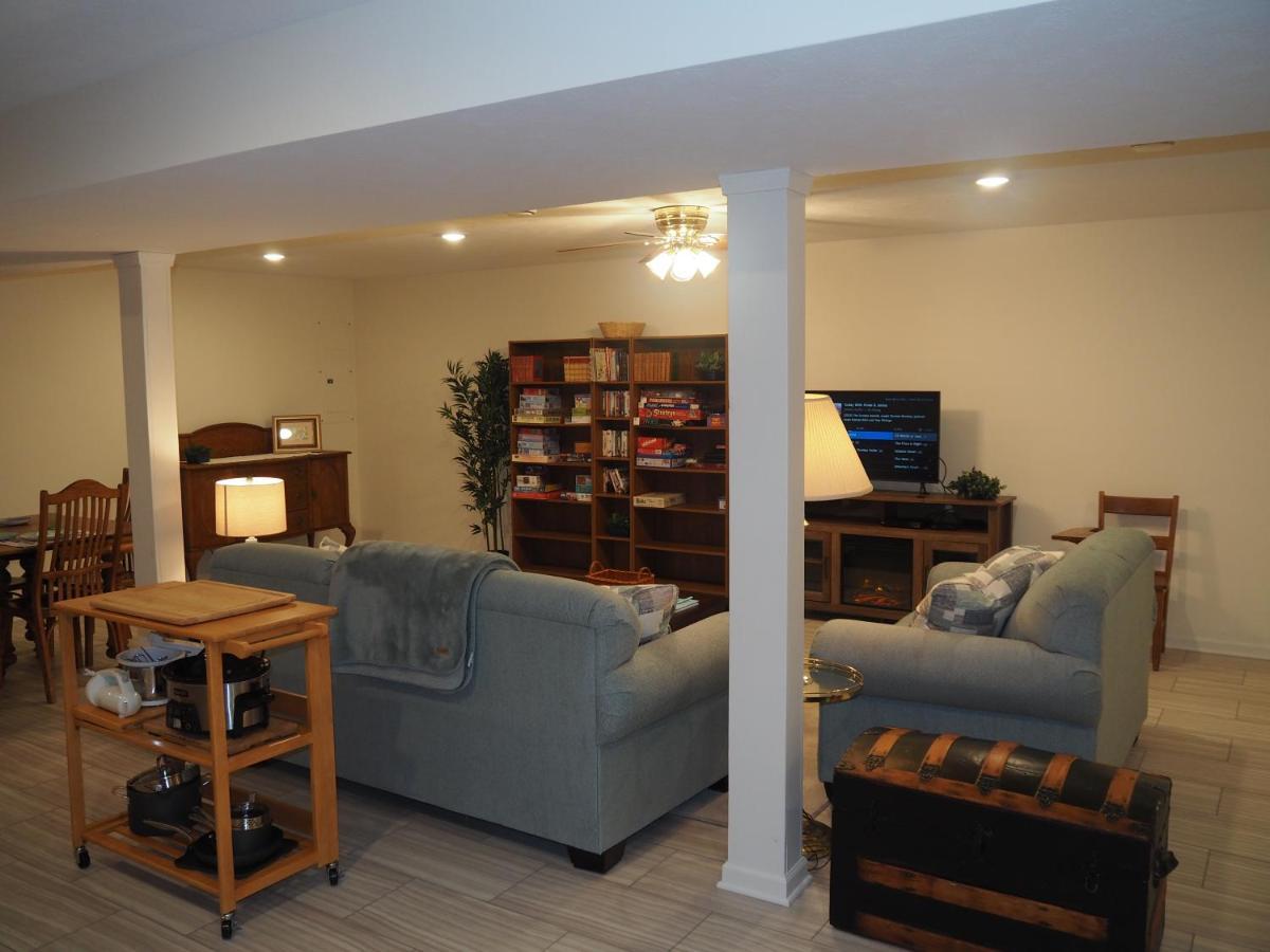 New! The Blessing - A Cute And Cozy Apartment! Benzonia エクステリア 写真